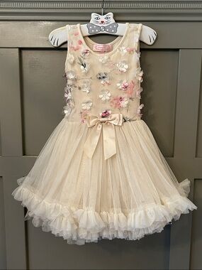 Popatu 3D Floral Dress Tutu Formal Flower Girl Ivory Cream Size 2T / 3T